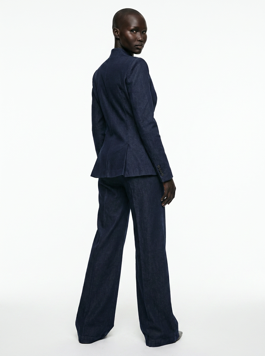 The Layla Suit — Ayen, shot 4