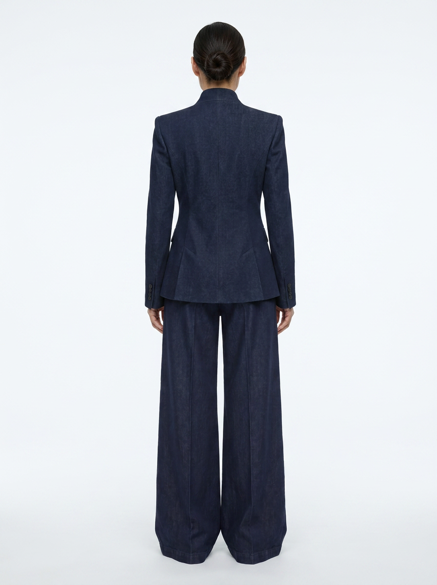 The Layla Suit — Jane, shot 5