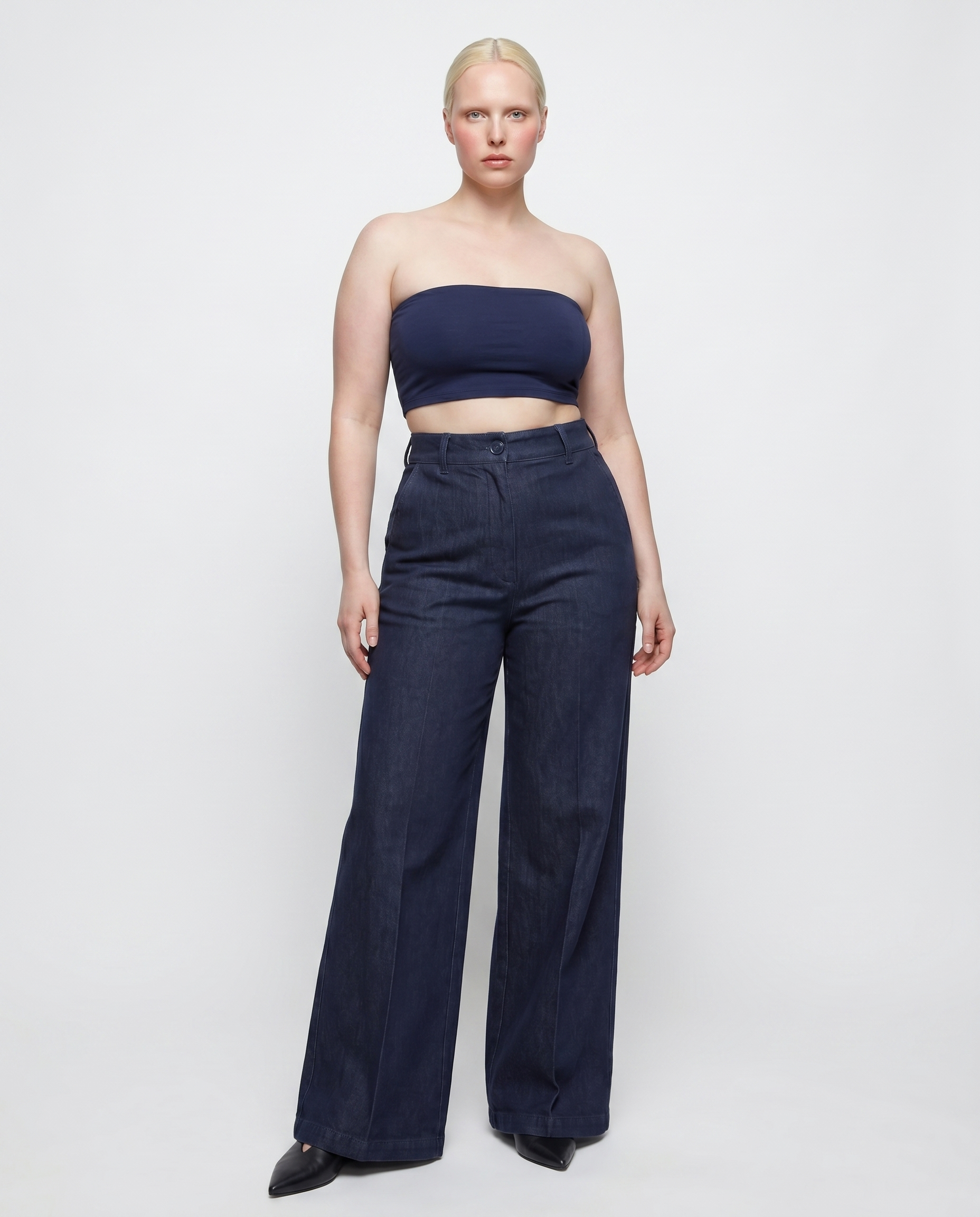 The Layla Trousers — Mia, shot 1