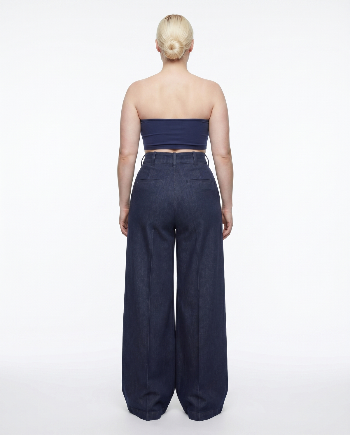 The Layla Trousers — Mia, shot 5