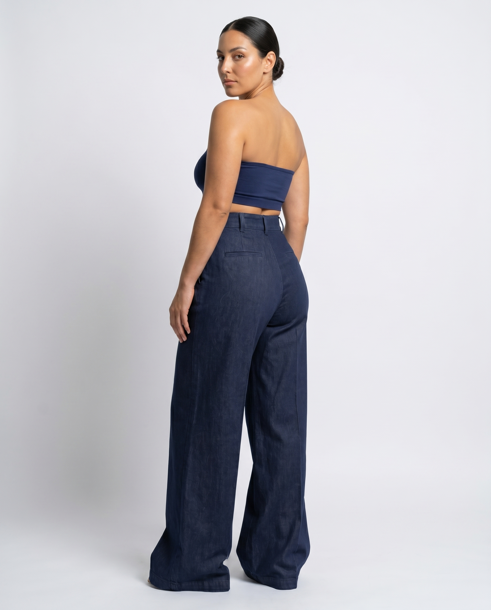 The Layla Trousers — Marwa, shot 4