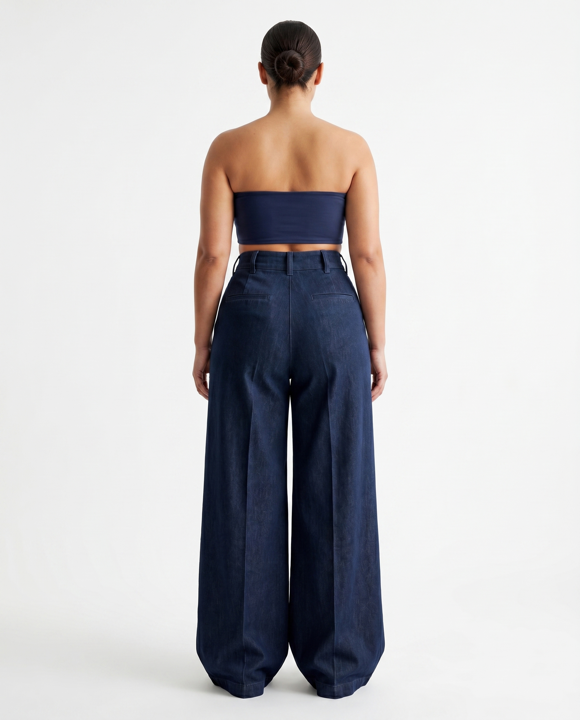 The Layla Trousers — Marwa, shot 5