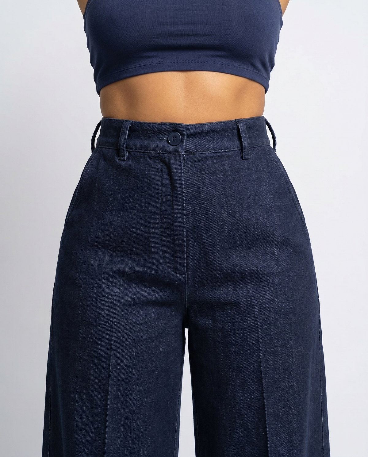 The Layla Trousers — Marwa, shot 6