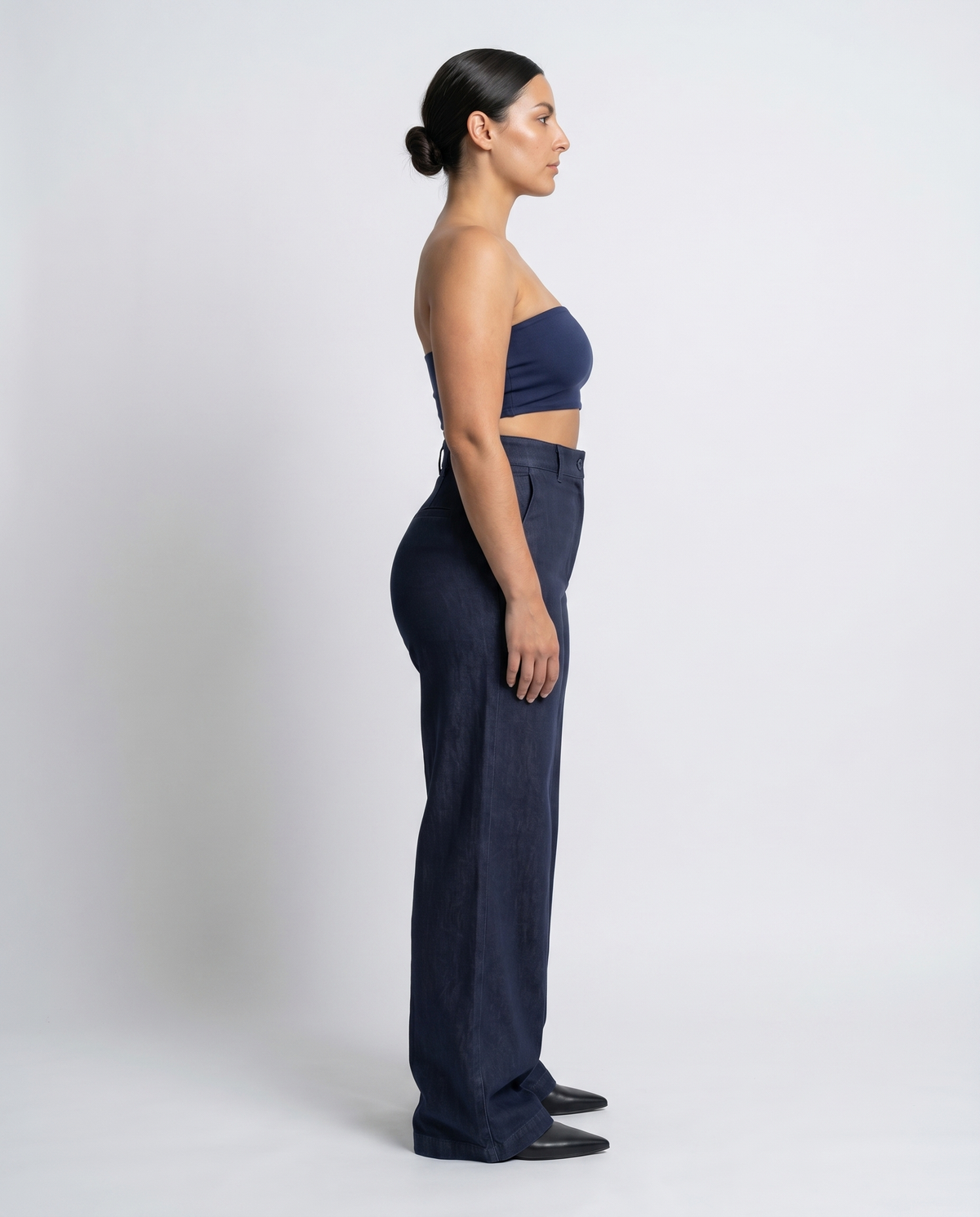 The Layla Trousers — Marwa, shot 3