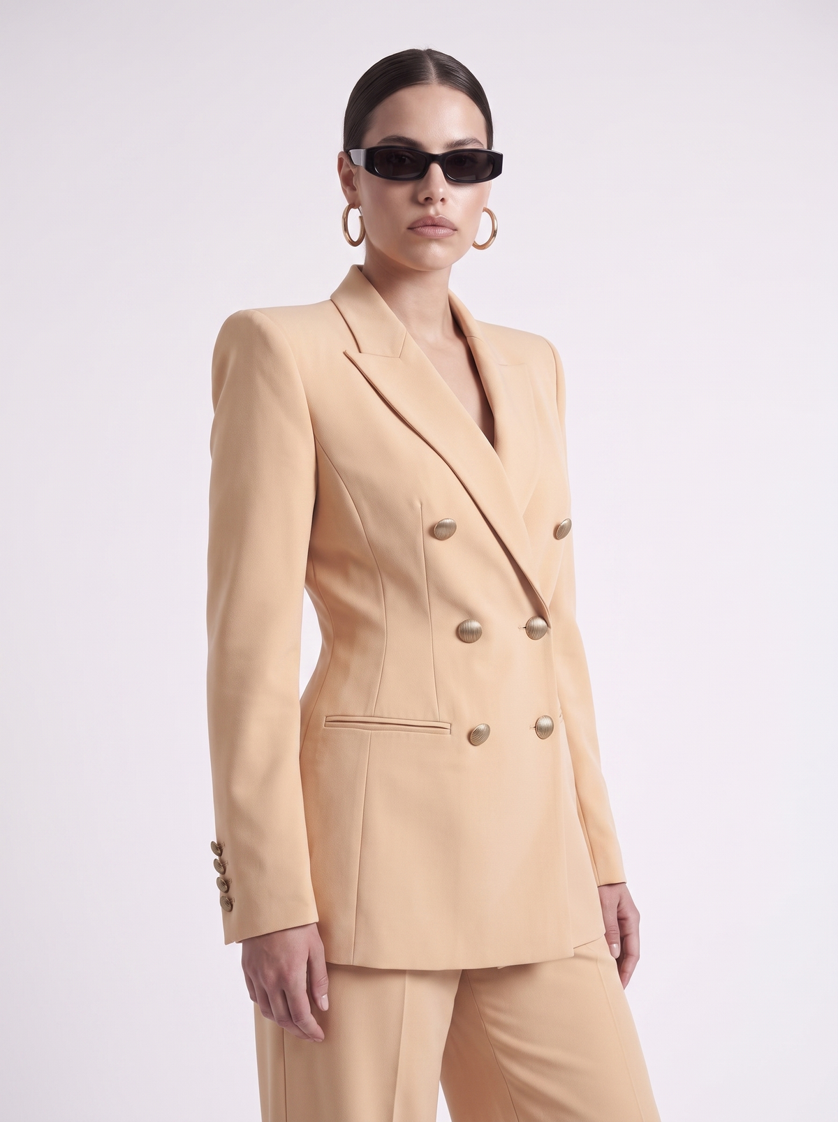 The Roksana Aureate Suit in Champagne

